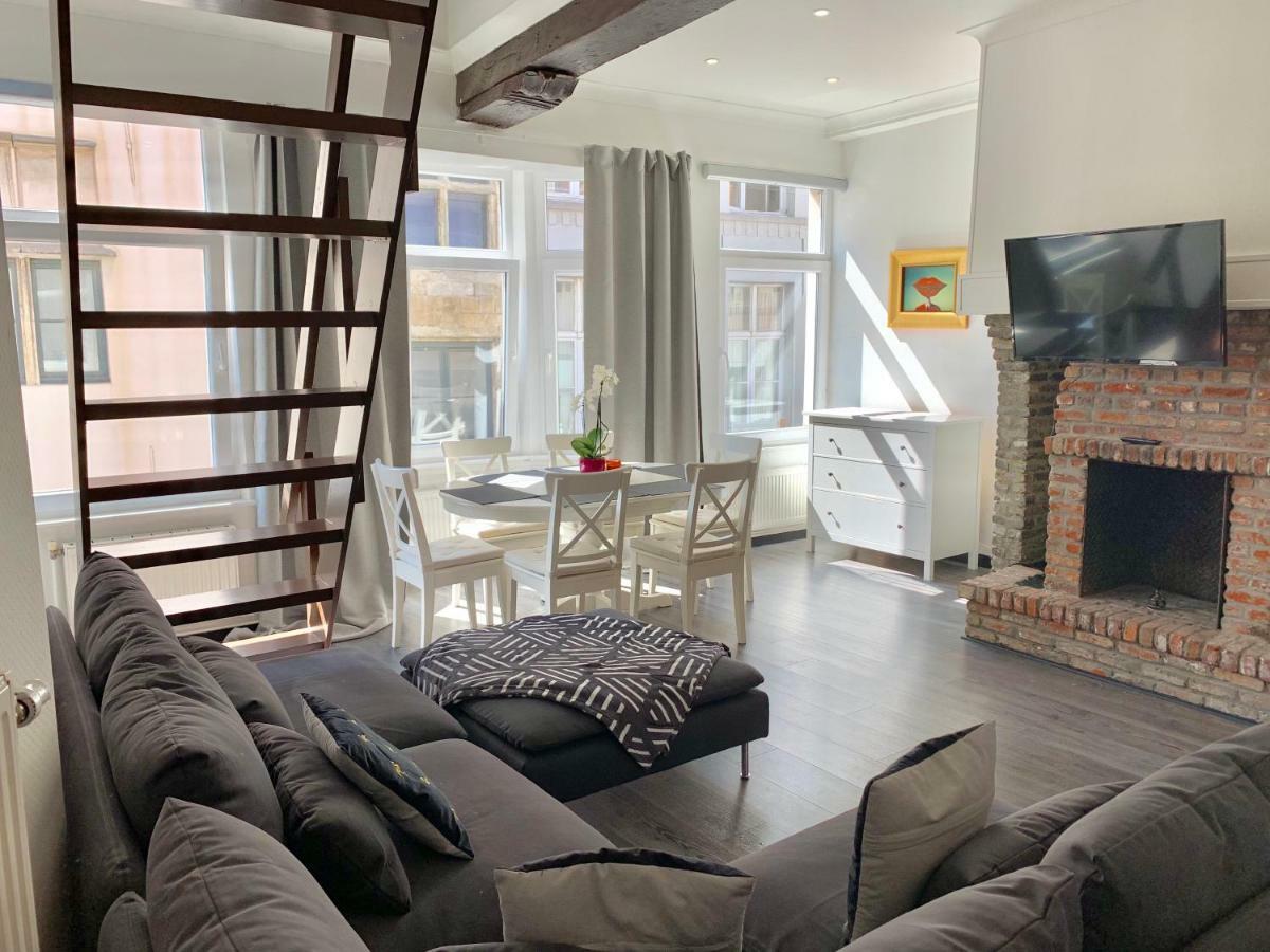 Luxury Cathedral By Rikas Appartement